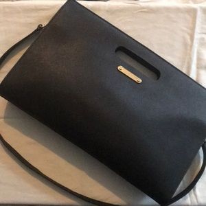 Michael Kors Clutch Purse. Excellent Condition!!